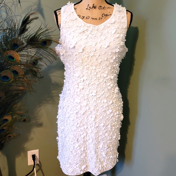 Nina Leonard Sz XL White Lacy Floral Embellished Stretch Dress. - Picture 2 of 16